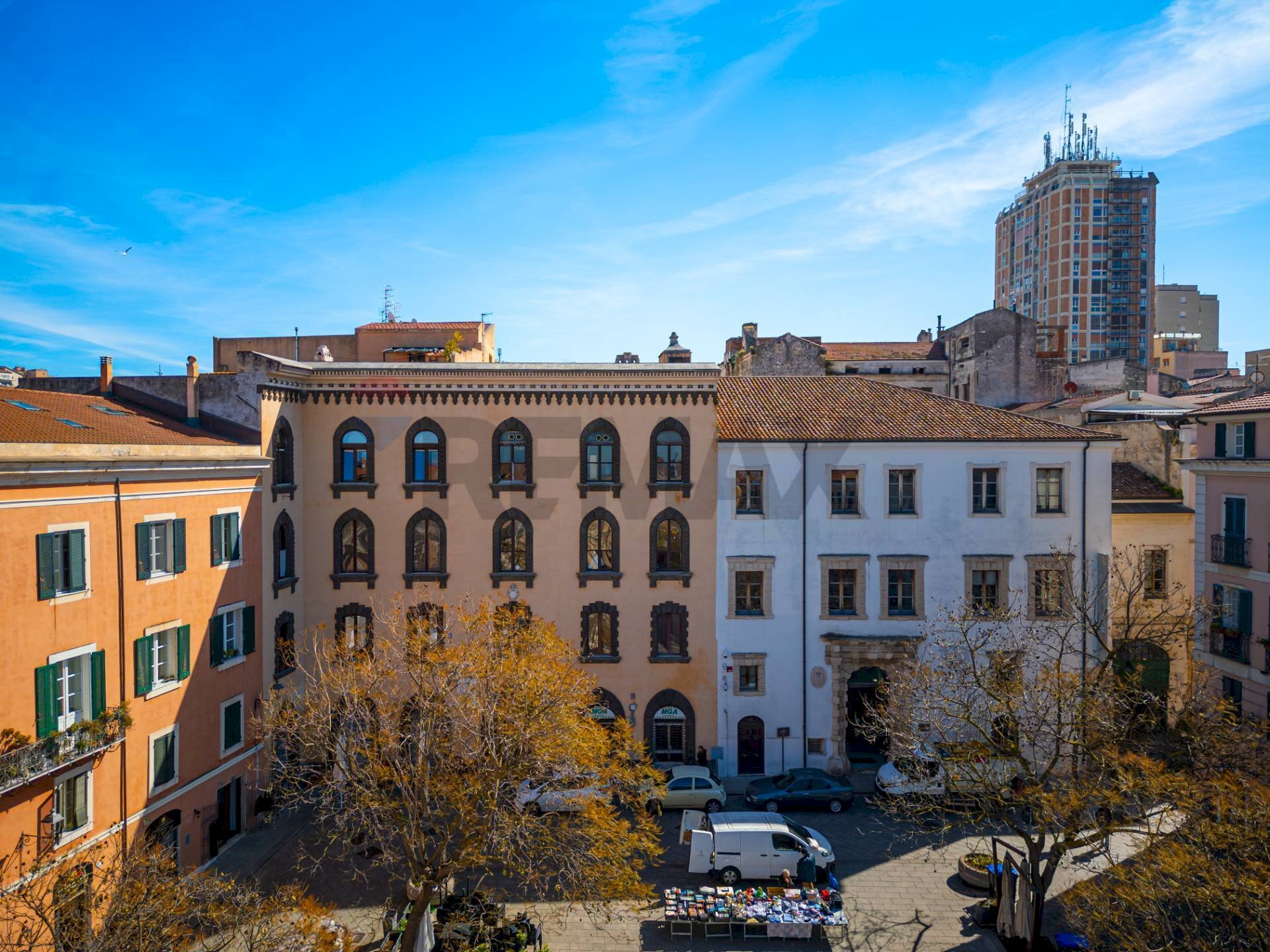Edificio all\'aperto - Appartamento Piazza Efisio e Pasquale Tola
 
41, Sassari - foto 1