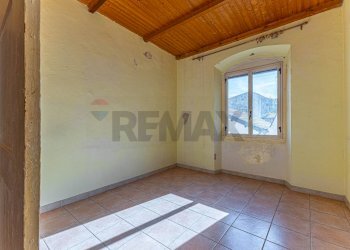 Stanza vuota - Appartamento Piazza Efisio e Pasquale Tola
 
41, Sassari - foto 26