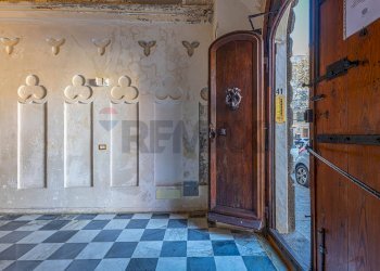 Hall / corridoio - Appartamento Piazza Efisio e Pasquale Tola
 
41, Sassari - foto 44