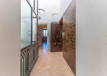 Hall / corridoio - Appartamento Piazza Efisio e Pasquale Tola
 
41, Sassari - foto 72