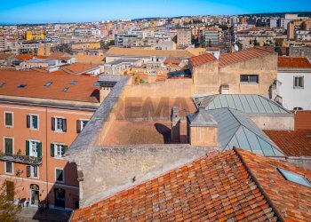 Edificio all\'aperto - Appartamento Piazza Efisio e Pasquale Tola
 
41, Sassari - foto 98