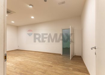 Stanza vuota - Commercial Premises Strada 24 di Via Predda Niedda, Sassari - photo 23