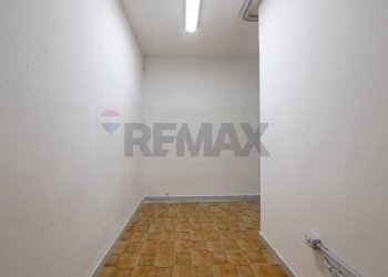 Stanza vuota - Commercial Premises Strada 24 di Via Predda Niedda, Sassari - photo 32