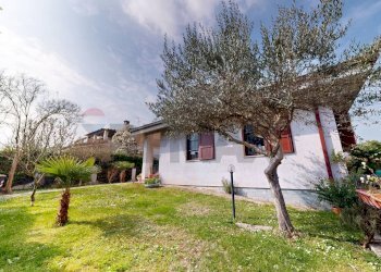 Casa all\'aperto - Villa via Gaetano Donizzetti
 
51, Trezzano sul Naviglio - photo 14