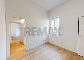 Stanza vuota - Quadrilocale VIA CESARE AJRAGHI
 
44, Milano - foto 10