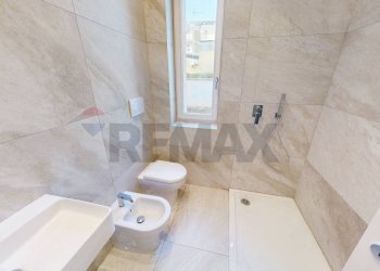 Bagno - Quadrilocale VIA CESARE AJRAGHI
 
44, Milano - foto 13