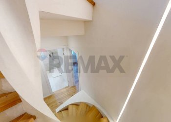 Scale - Quadrilocale VIA CESARE AJRAGHI
 
44, Milano - foto 18