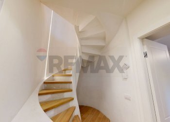 Scale - Quadrilocale VIA CESARE AJRAGHI
 
44, Milano - foto 19