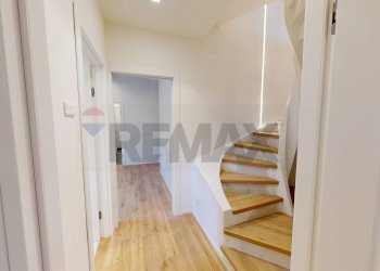 Scale - Quadrilocale VIA CESARE AJRAGHI
 
44, Milano - foto 23