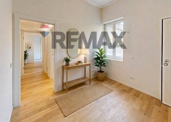 Hall / corridoio - Quadrilocale VIA CESARE AJRAGHI
 
44, Milano - foto 9