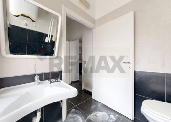 Bagno - Shop viale Lombardia
 
239, Brugherio - photo 11