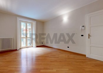 Stanza vuota - Trilocale Via Ciro Menotti
 
6, Milano - foto 2