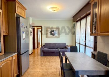 Sala da pranzo - Three-room apartment Via Monsignore Luigi Castelli
 
10, Desio - photo 5