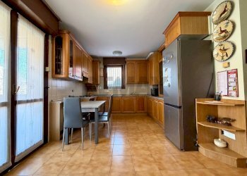 Cucina - Three-room apartment Via Monsignore Luigi Castelli
 
10, Desio - photo 6