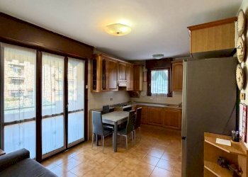 Sala da pranzo - Three-room apartment Via Monsignore Luigi Castelli
 
10, Desio - photo 12