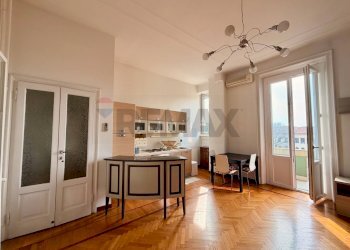 Sala da pranzo - Monolocale Via Degli Imbriani
 
16, Milano - foto 6