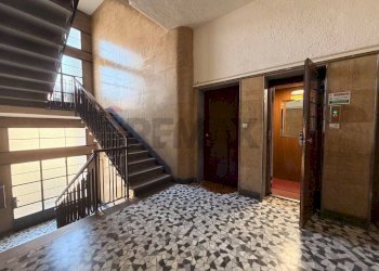 Scale - Monolocale Via Degli Imbriani
 
16, Milano - foto 11