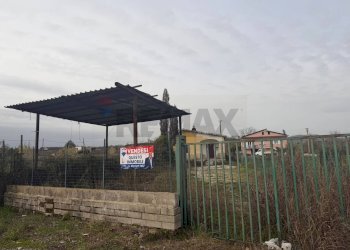 Casa all\'aperto - Villa strada statale appia 7
 
Snc, Carinola - foto 2