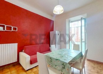 Sala da pranzo - Trilocale Via Nicolo Paganini
 
4, Savona - foto 8