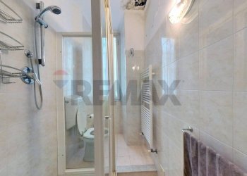Bagno - Trilocale Via Nicolo Paganini
 
4, Savona - foto 23