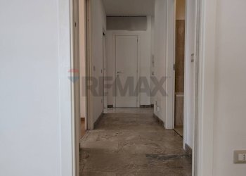 Corridoio - Trilocale Via Andrea Solari
 
19, Milano - foto 8