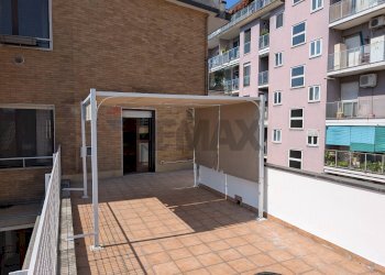 Terrazza - Trilocale Via Andrea Solari
 
19, Milano - foto 22