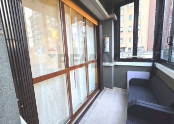 Soggiorno - Quadrilocale Via Val Maira
 
10, Milano - foto 8