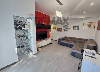 Soggiorno - Quadrilocale Via Val Maira
 
10, Milano - foto 2