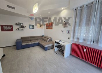 Soggiorno - Quadrilocale Via Val Maira
 
10, Milano - foto 3