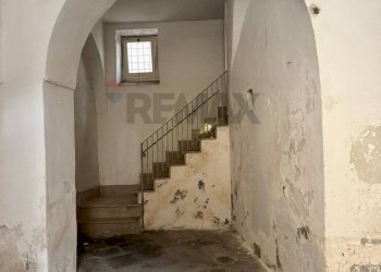 Scale - Casa semi indipendente Via Cavella
 
12, Sessa Aurunca - foto 4