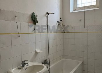 Bagno - Casa semi indipendente Via Cavella
 
12, Sessa Aurunca - foto 15