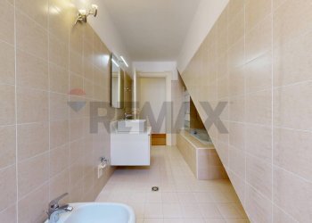 Bagno - Quadrilocale Via Principe Eugenio
 
30, Milano - foto 11