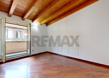 Stanza vuota - Quadrilocale Via Principe Eugenio
 
30, Milano - foto 13