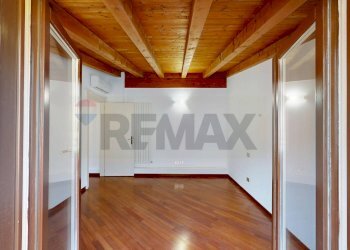 Stanza vuota - Quadrilocale Via Principe Eugenio
 
30, Milano - foto 17