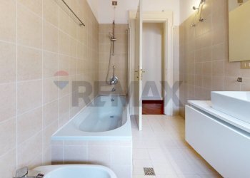 Bagno - Quadrilocale Via Principe Eugenio
 
30, Milano - foto 19