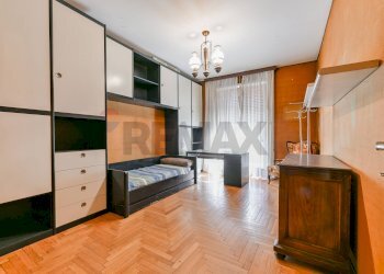 Camera / camera da letto - Quadrilocale Via Frua
 
21/8, Milano - foto 27