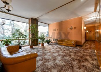 Ricezione / Lobby - Quadrilocale Via Frua
 
21/8, Milano - foto 31