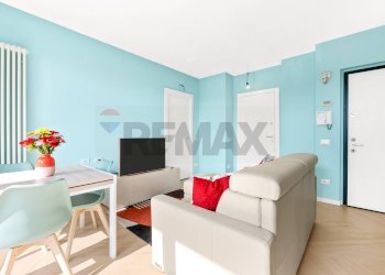 Sala da pranzo - Two-room apartment Via Del Futurismo
 
1, Milano - photo 7