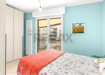 Camera / camera da letto - Two-room apartment Via Del Futurismo
 
1, Milano - photo 12