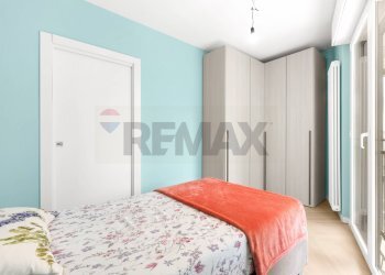 Camera / camera da letto - Two-room apartment Via Del Futurismo
 
1, Milano - photo 14