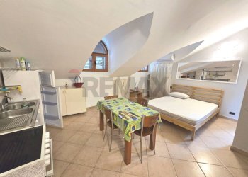 Camera / camera da letto - One-room apartment Via Trescore
 
13, Milano - photo 4