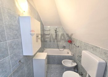 Bagno - One-room apartment Via Trescore
 
13, Milano - photo 15