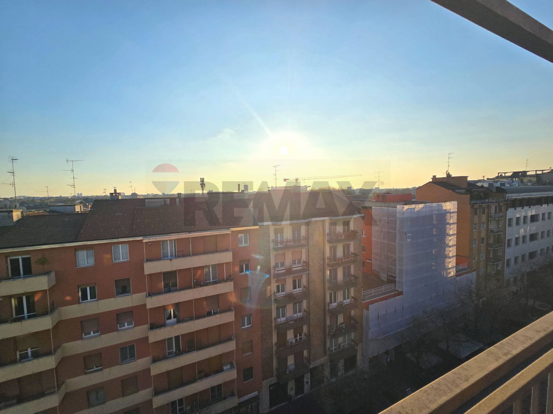 Edificio all\'aperto - Bilocale Via Albani
 
52, Milano - foto 1