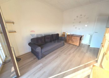 Soggiorno - Bilocale Via Albani
 
52, Milano - foto 4