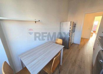 Sala da pranzo - Bilocale Via Albani
 
52, Milano - foto 22