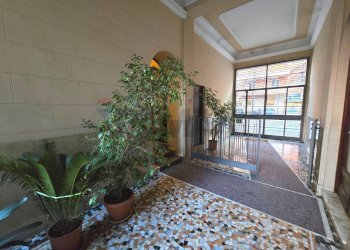 Ricezione / Lobby - Bilocale Via Albani
 
52, Milano - foto 33