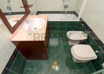 Bagno - Bilocale Via Giuseppe Garibaldi
 
13, Buccinasco - foto 14