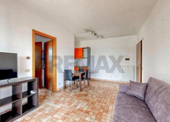 Sala da pranzo - Bilocale Via Giuseppe Garibaldi
 
13, Buccinasco - foto 9