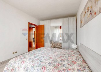 Camera / camera da letto - Bilocale Via Giuseppe Garibaldi
 
13, Buccinasco - foto 15