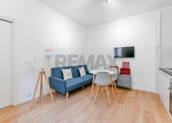 Soggiorno - Bilocale Via Medici
 
7, Milano - foto 2